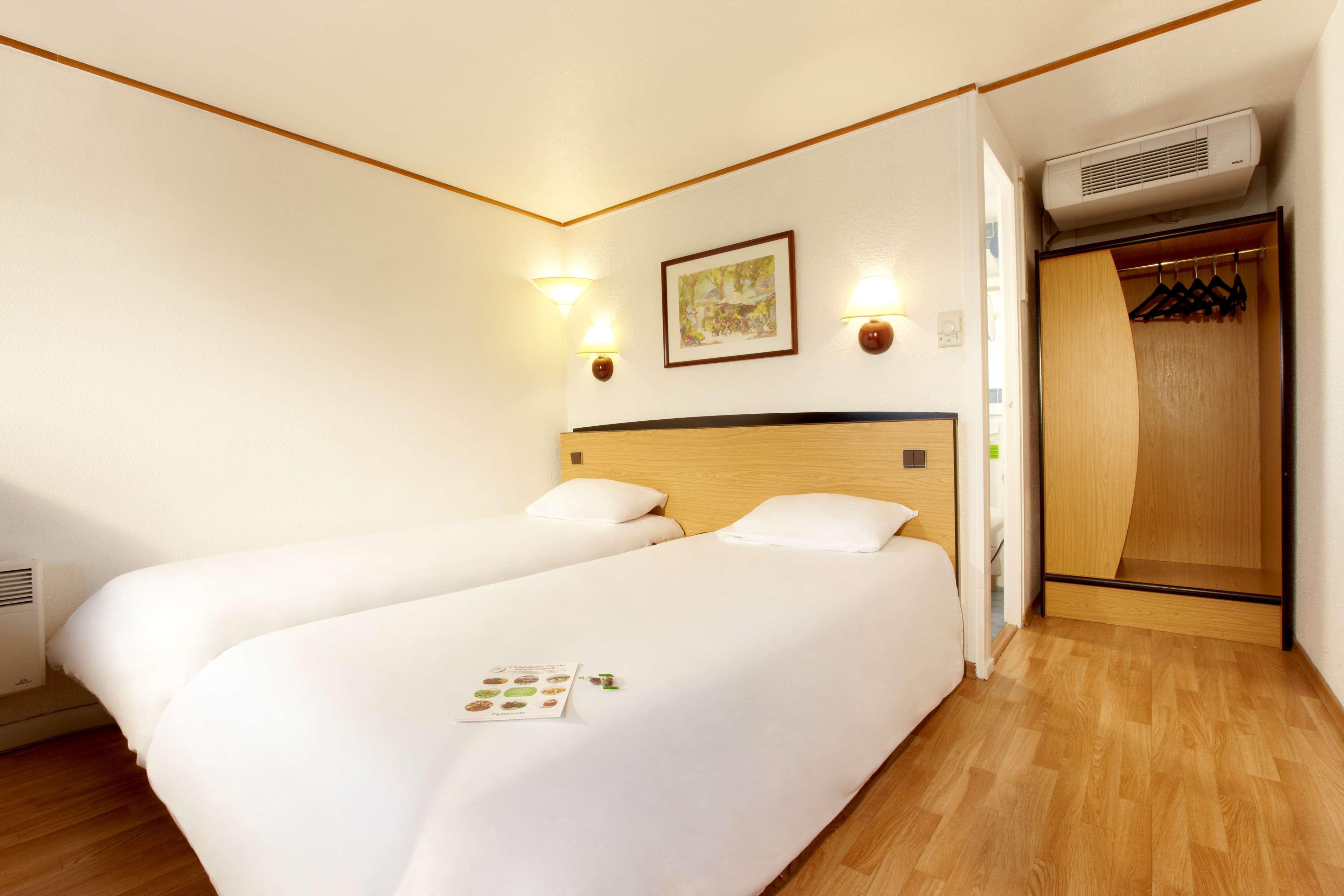 Hotel De La Briere Trignac Zewnętrze zdjęcie