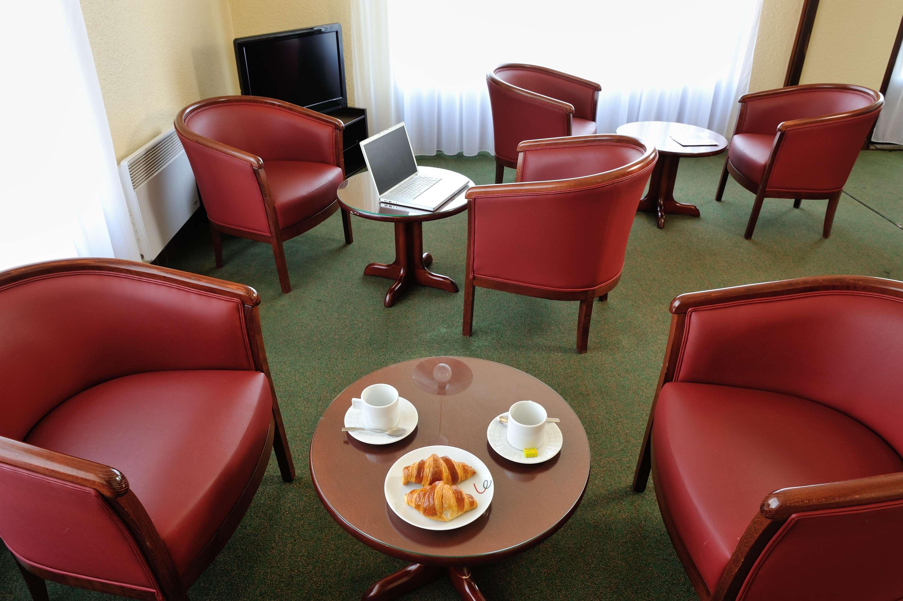 Hotel De La Briere Trignac Zewnętrze zdjęcie