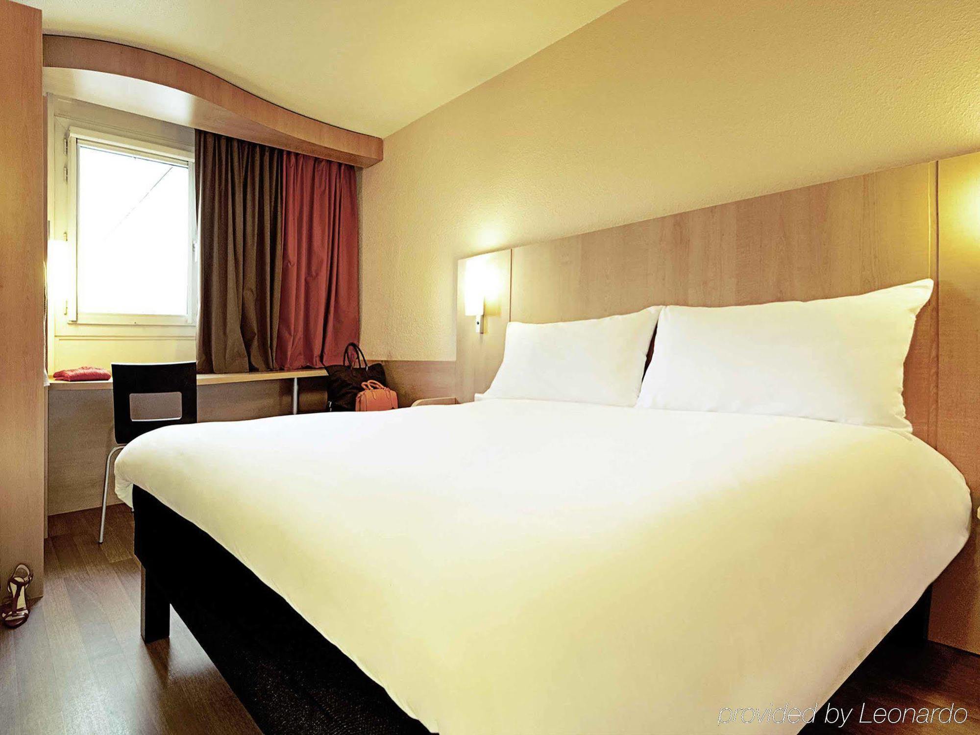 Hotel De La Briere Trignac Zewnętrze zdjęcie