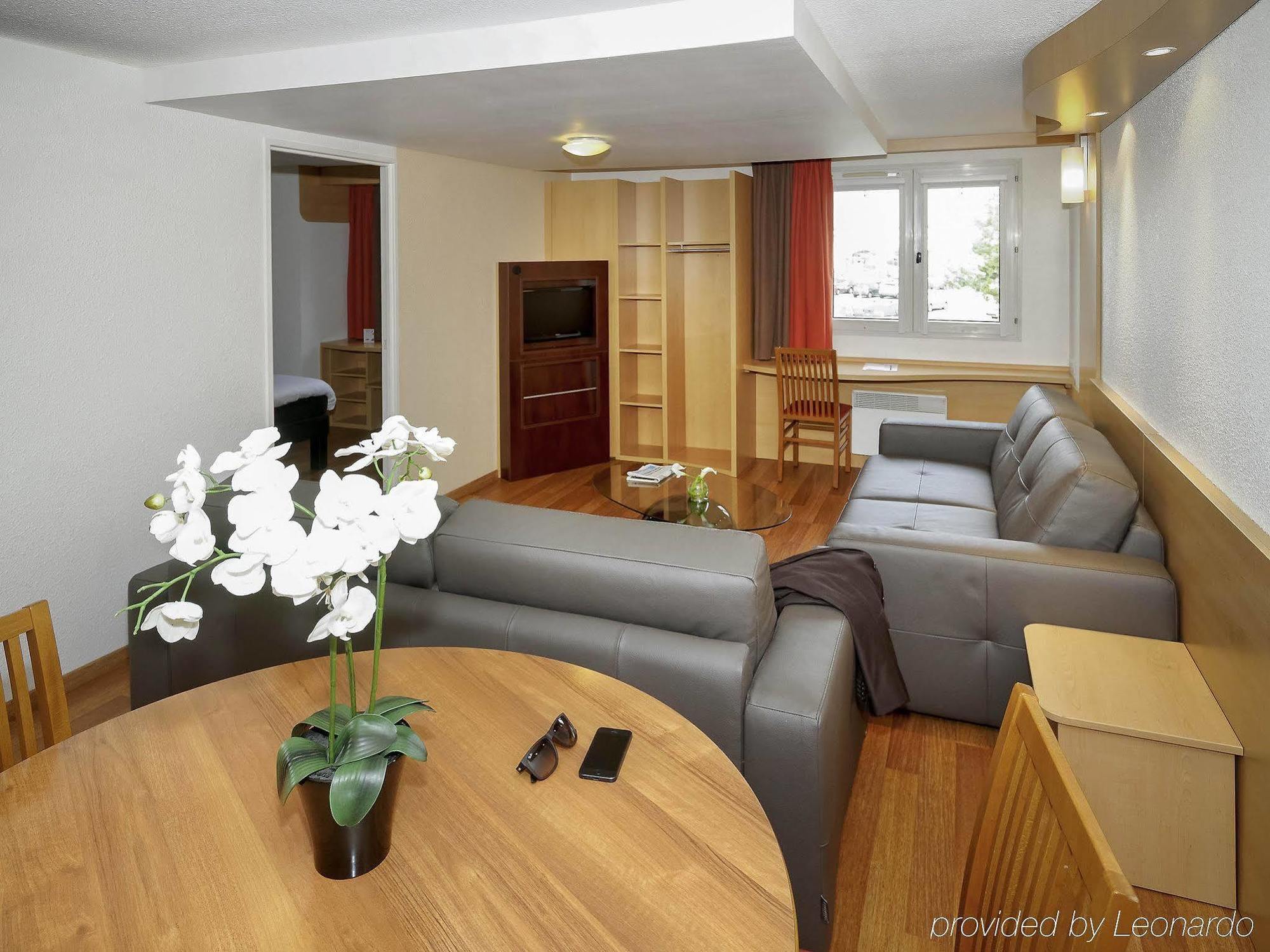 Hotel De La Briere Trignac Zewnętrze zdjęcie
